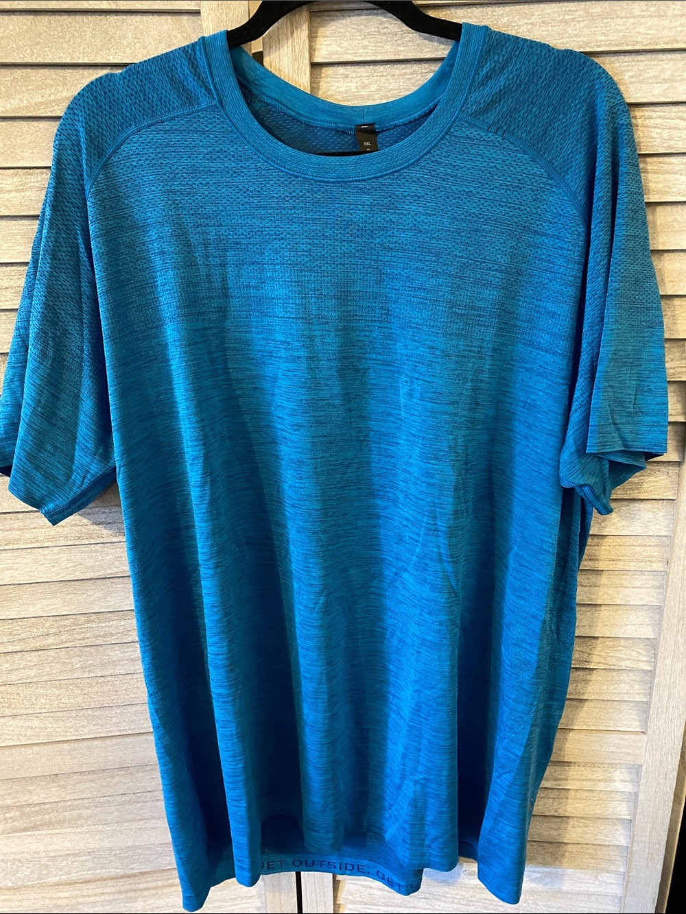 Lululemon– Teal/Blue Short-Sleeve Athletic Top